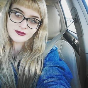 Meet your Posher, Celia